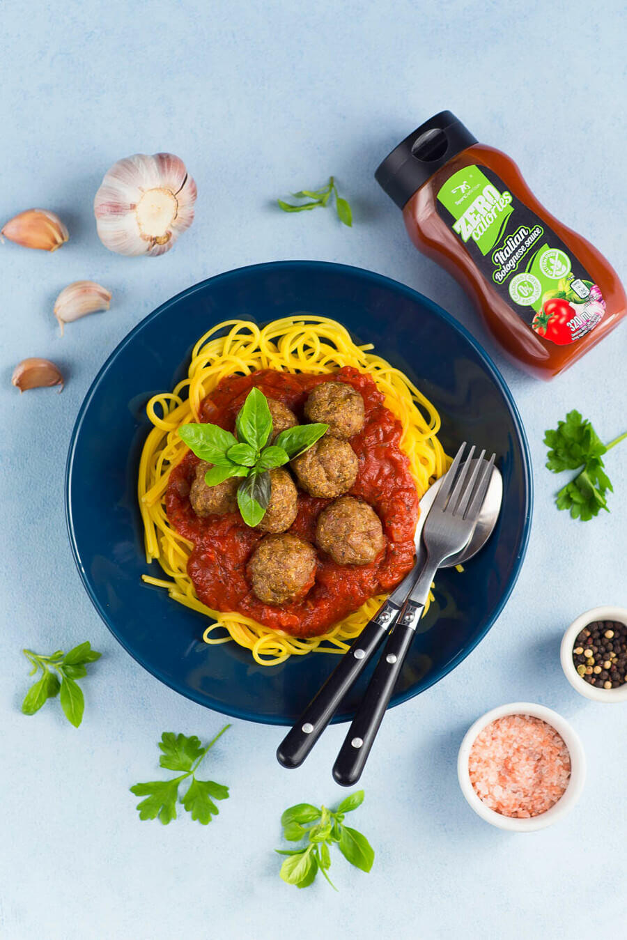 PRZEPIS: Bezglutenowe spaghetti z kotlecikami drobiowymi